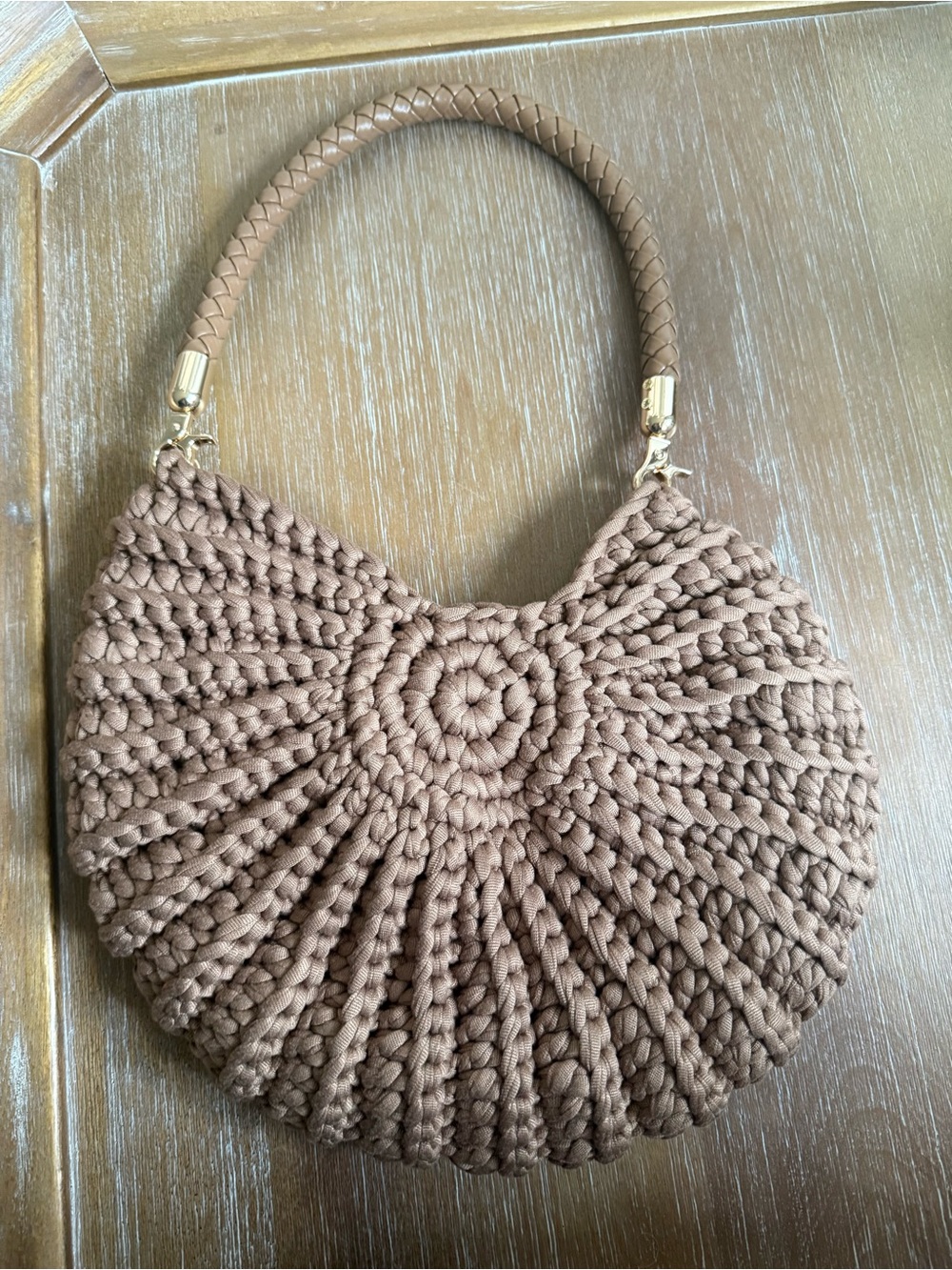 Crochet Shell Bag - Picture 4 of 11
